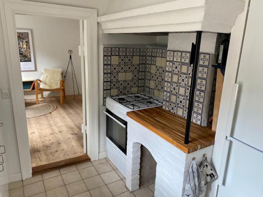 Idyllisk, Historisk Byhus Ved Fjorden I Mariager المظهر الخارجي الصورة